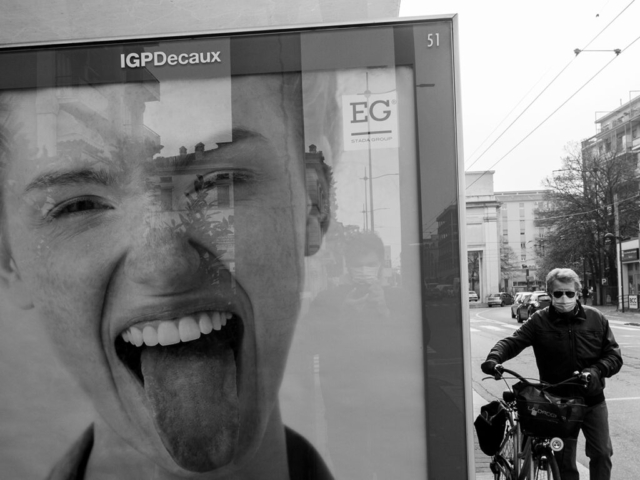 P1000893