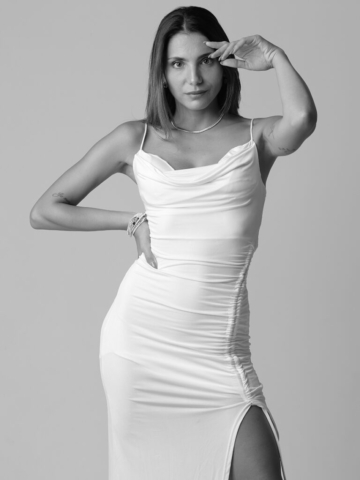 LUMIX GH6 - test in studio - JPEG da fotocamera con filtro Monochrome Modella Fabiola Cocchi