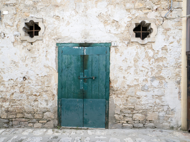 Tra le vie del borgo
