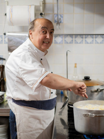 il si. Pezzolla, proprietario e cuoco della omonima locanda