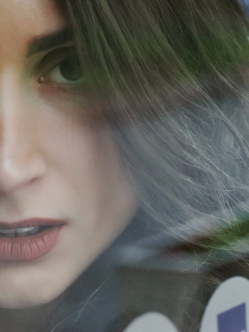 foto di Nick Gritti - test con Maddalena provando il 90 macro pro
